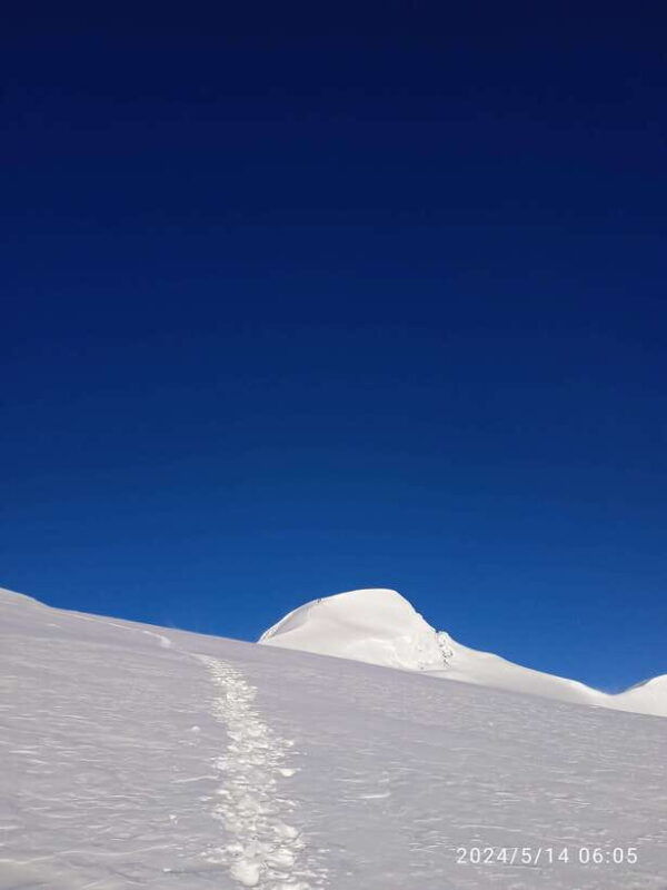 mera-peak-trek