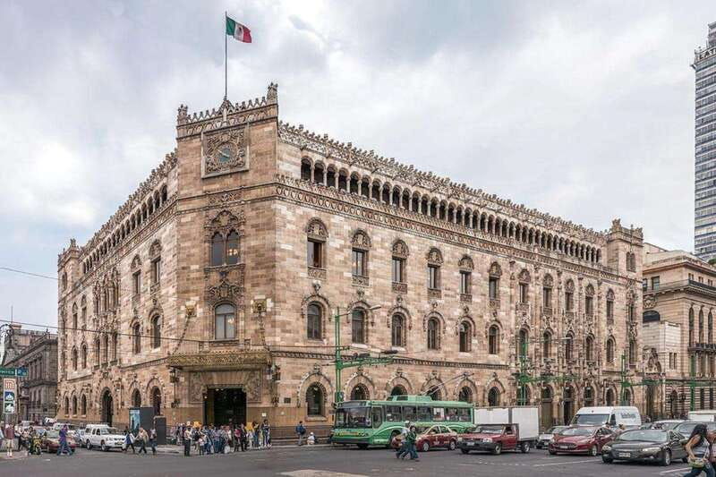 mexico-city-tour-walk-the-iconic-historic-center