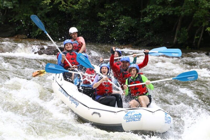 middle-ocoee-river-whitewater-rafting-trip-most-popular