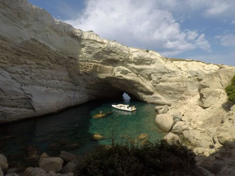 milos-half-day-speedboat-cruise-to-klefiko-with-snorkeling