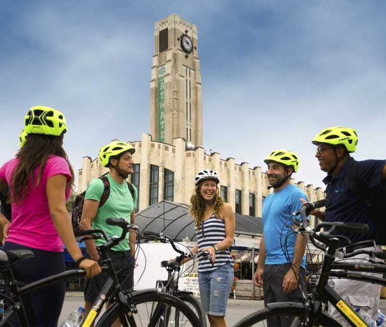 montreal-city-architecture-guided-bike-tour