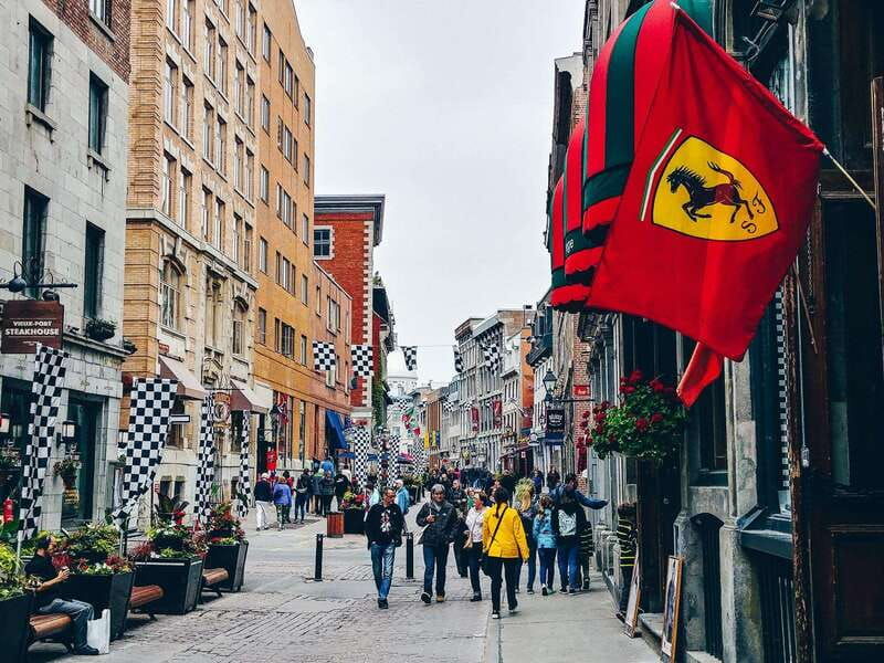 montreal-explore-old-montreal-small-group-walking-tour