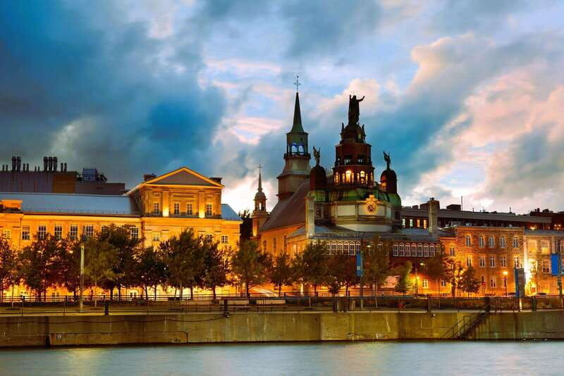 montreal-old-montreal-at-twilight-walking-tour