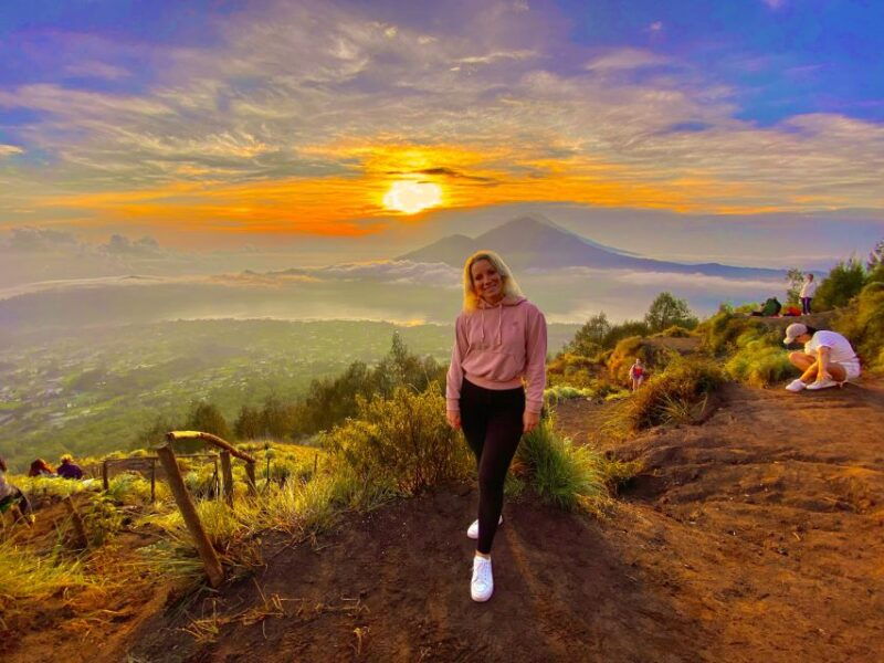 mount-batur-sunrise-climbing-with-professional-guide