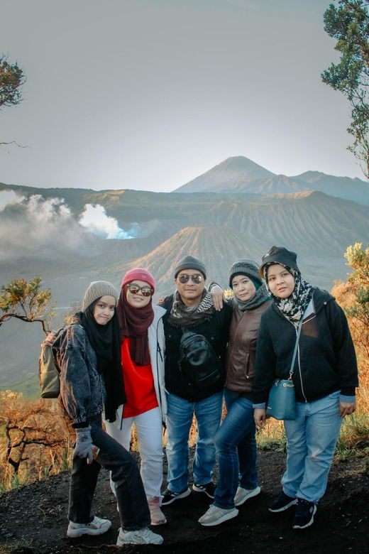 mount-bromo-volcano-sunrise-tour-ride-4x4-jeep