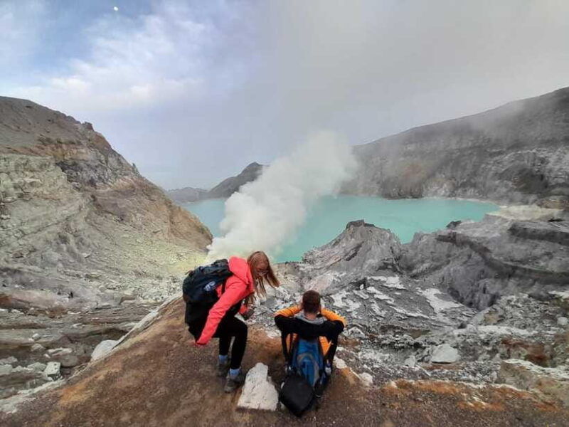 mount-ijen-blue-fire-tour-start-from-banyuwangi-or-ubud-bali