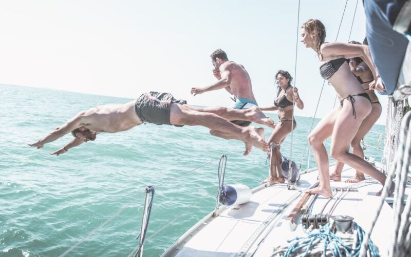 mykonos-delos-and-rhenia-full-day-sailing-cruise-with-meal
