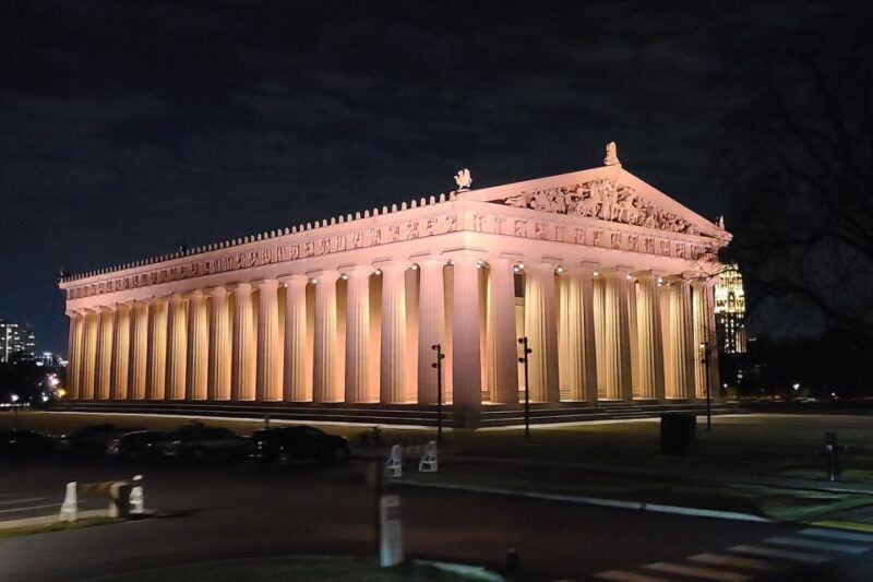 nashville-music-city-nighttime-trolley-tour