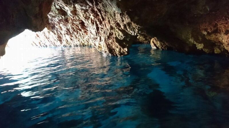 naxos-koufonissia-and-rina-cave-boat-trip-with-bbq