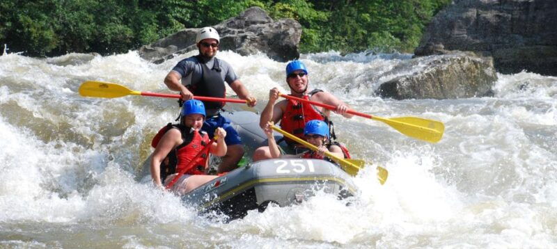 negombo-adventure-water-rafting-in-kitulgala