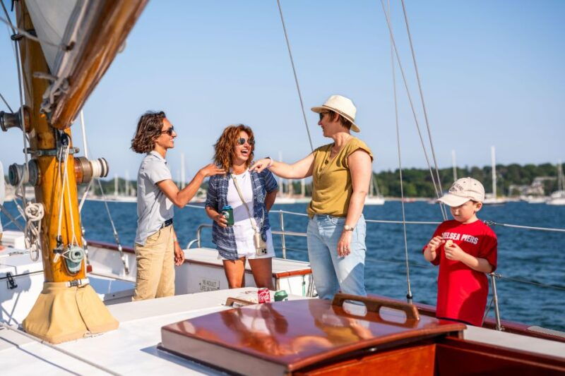 newport-sunset-sail-on-schooner-adirondack-3
