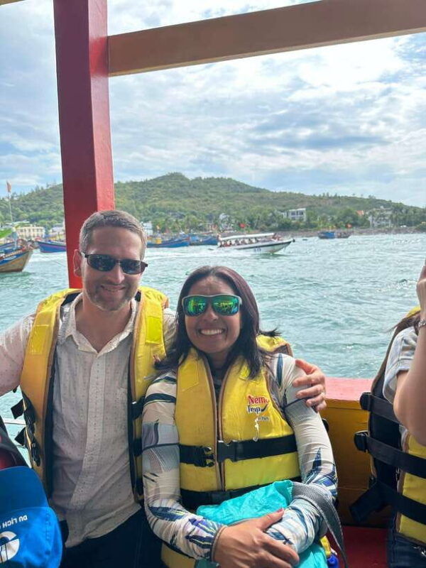 nha-trang-snorkeling-floating-bar-party-daily-tour