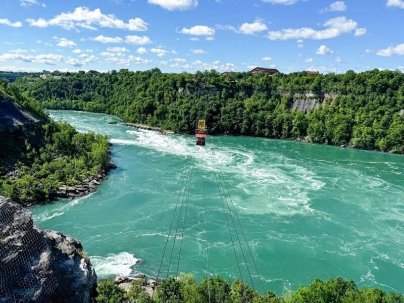 niagara-falls-boat-journey-behind-the-falls-tower-tour