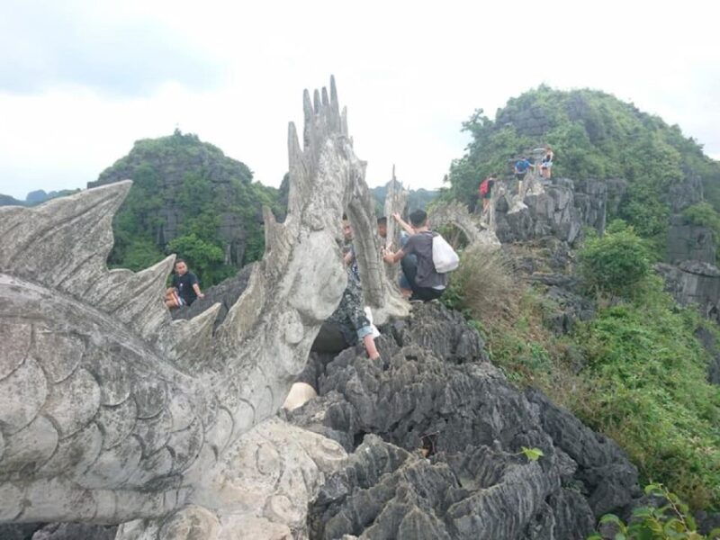 ninh-binh-2-day-excursion-with-guide-and-activities