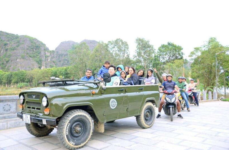 ninh-binh-jeep-tour2-hours-visit-bich-dong-thai-vi-temple