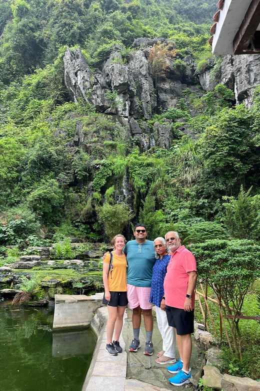 ninh-binh-tour-hoa-lu-tam-coc-trang-an-mua-cave