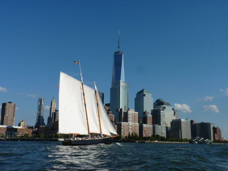 nyc-statue-of-liberty-cruise-aboard-a-classic-sailboat