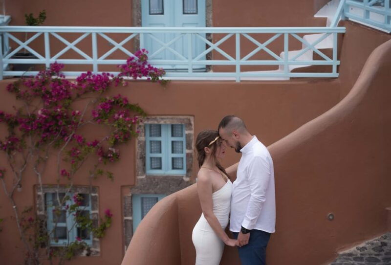 oia-santorini-professional-photoshoot-with-edited-photos