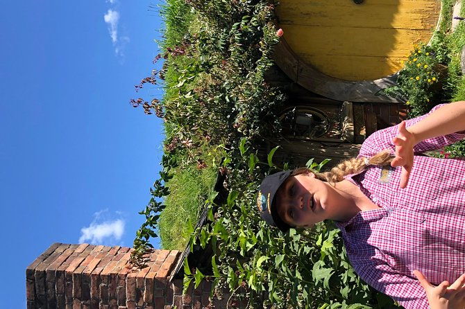 One day Hobbiton Movie set visit from Auckland - Authentic Insights from Travelers