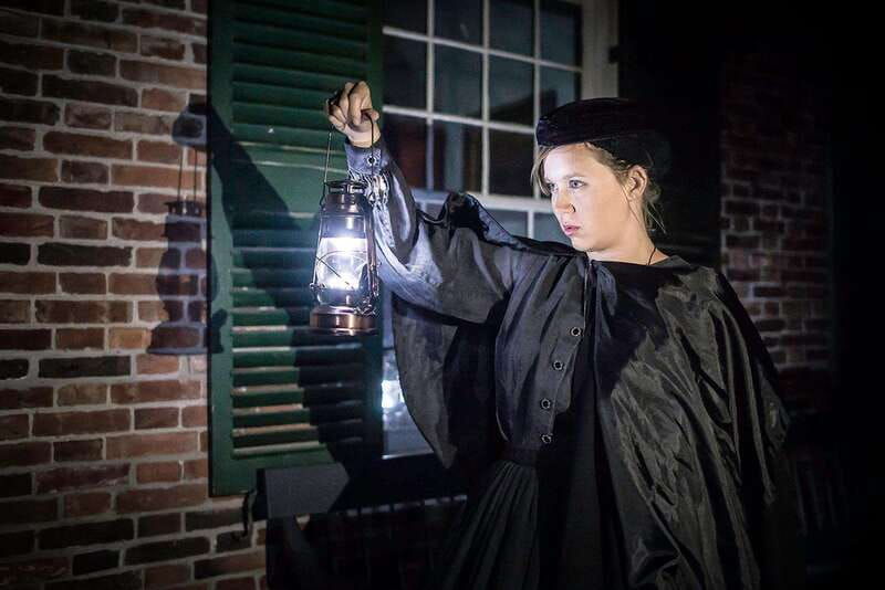 ottawa-haunted-night-walking-tour