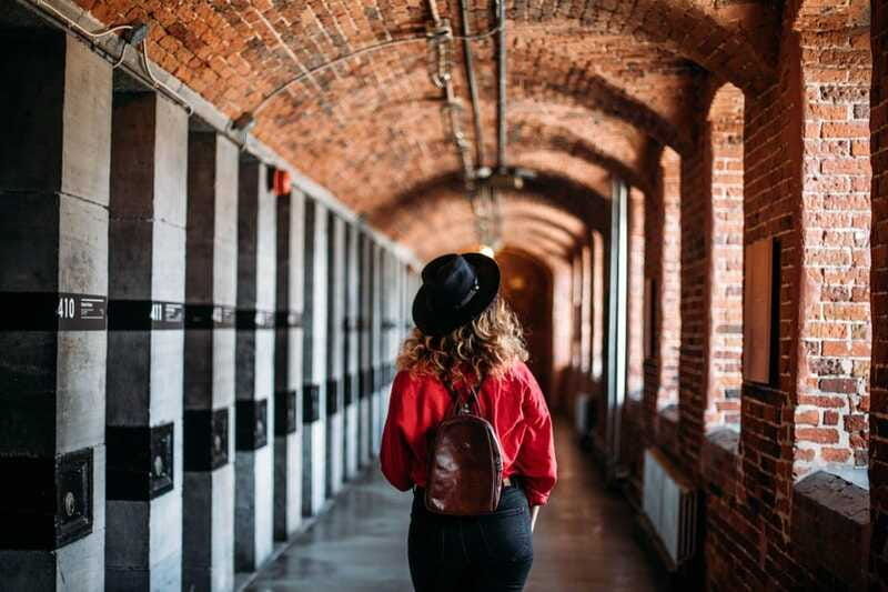 ottawa-historic-tour-of-the-ottawa-jail-hostel
