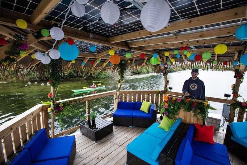 ottawa-solar-palapa-experience-on-the-ottawa-river
