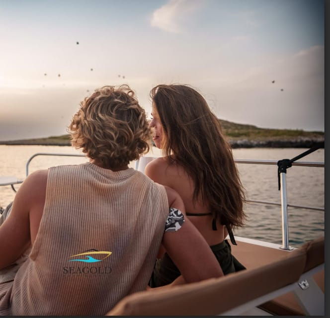 palermo-shared-boat-tour-with-aperitif-and-snorkeling-2