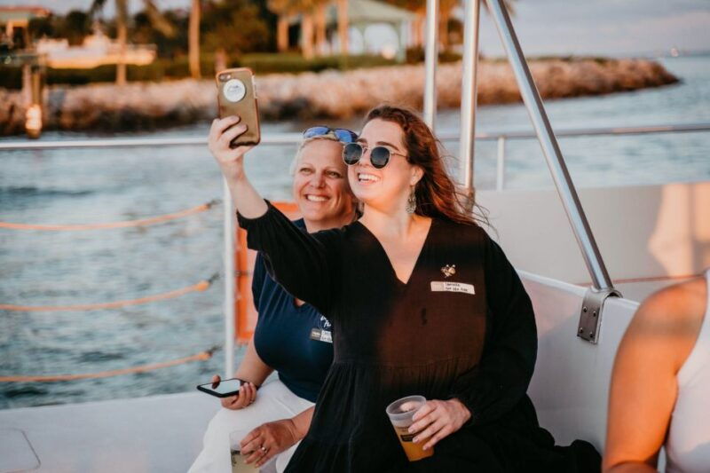 palm-beach-sightseeing-catamaran-cruise