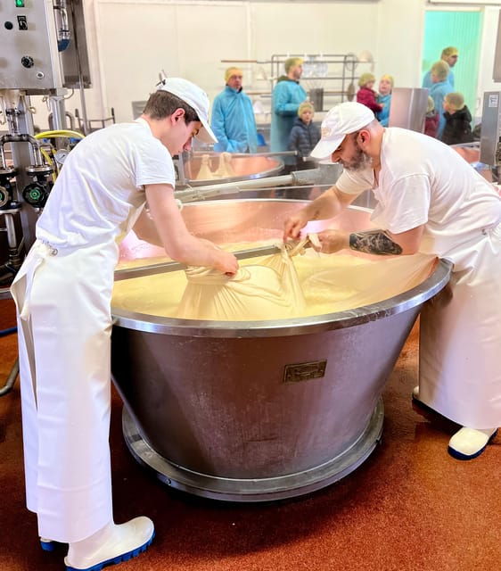 parmesan-cheese-and-balsamic-vinegar-food-tour-and-tasting