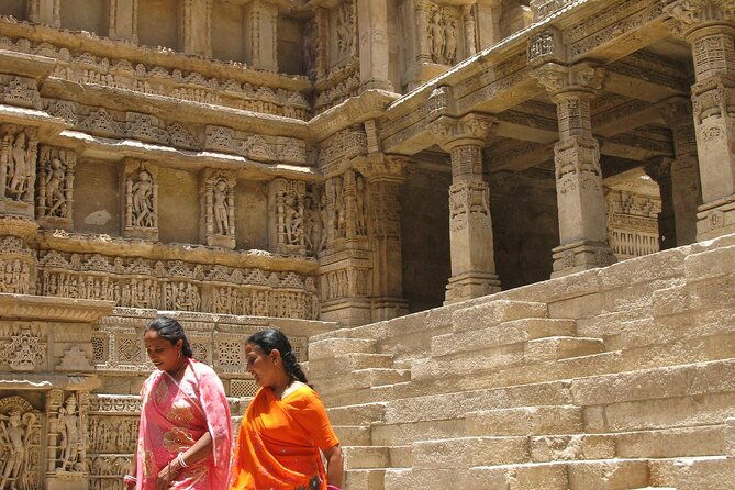 Patan Stepwell & Temple from Ahmedabad - What’s Missing?