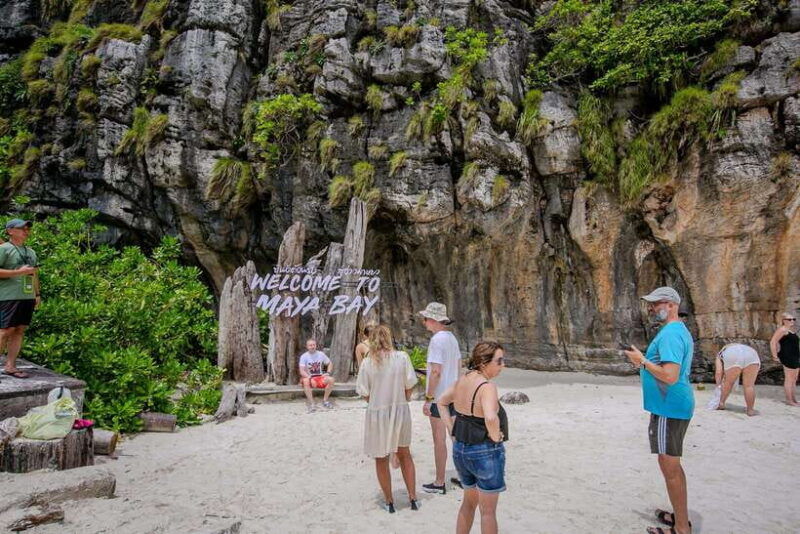 phi-phi-half-day-long-tail-boat-to-maya-bay