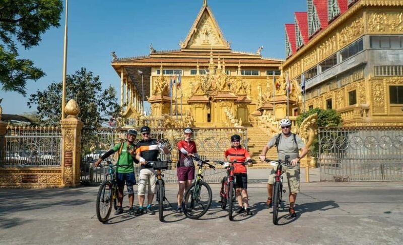 phnom-penh-bike-boat-guided-tour-included-snacks-beers