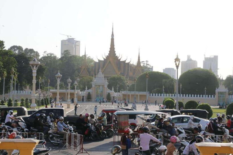 phnom-penh-private-tour-english-local-guide