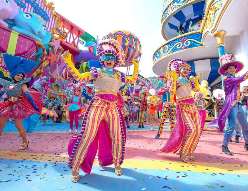 phuket-carnival-magic-show-buffet-dinner