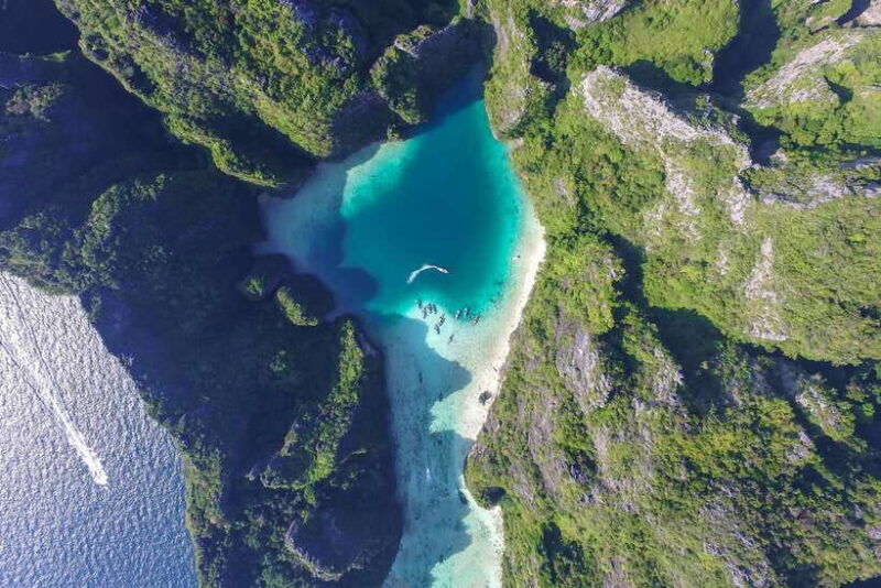 phuket-khao-lak-snorkeling-trip-to-phi-phi-bamboo-islands