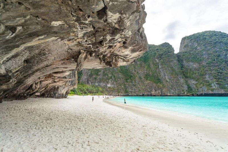 phuket-luxury-day-trip-to-phi-phi-islands
