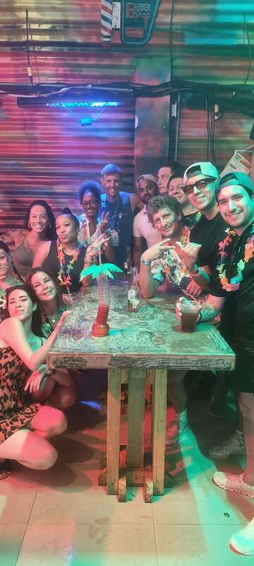 playa-del-carmen-social-pubcrawl-meet-fellow-travelers