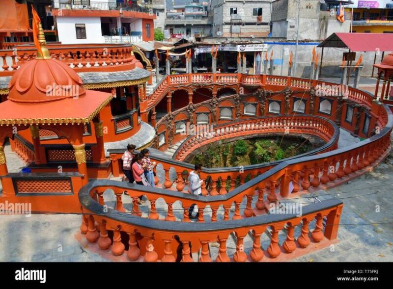 pokhara-group-joining-day-tour-on-6-iconic-places