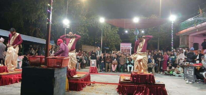 pokhara-tal-barahi-temple-evening-aarati-ceremony-2