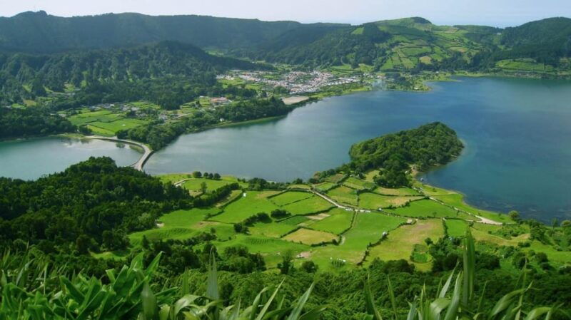 ponta-delgada-sete-cidades-volcano-lakes-shore-excursion