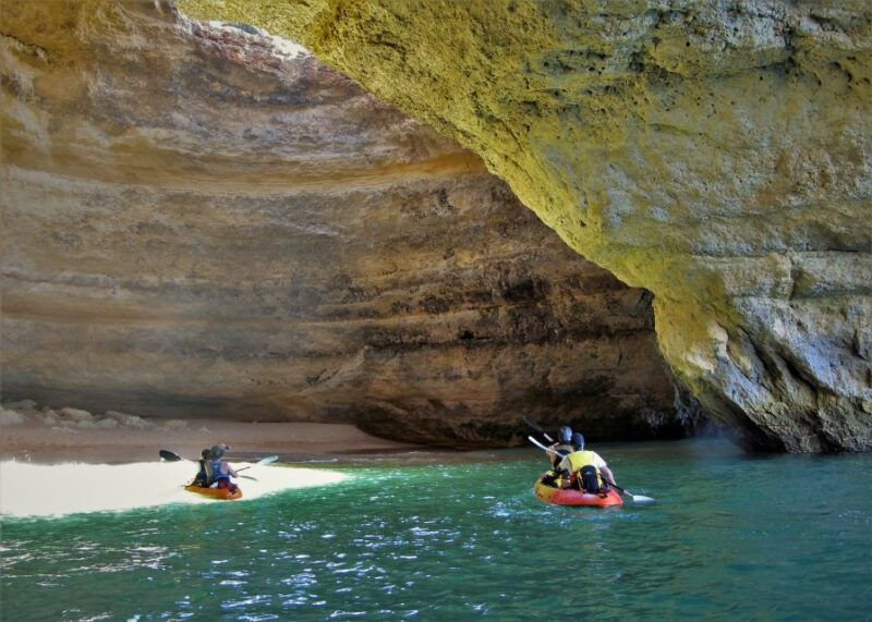 portimao-kayak-tour-of-benagil-caves