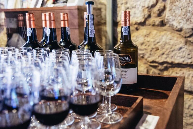 porto-live-fado-concert-with-glass-of-tawny-port-wine