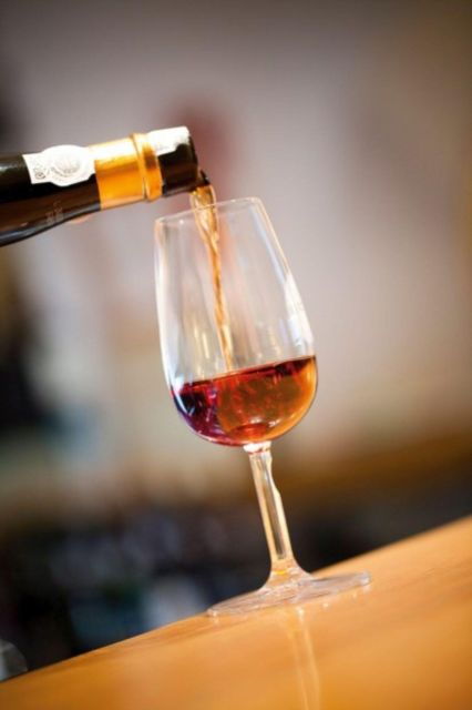 porto-port-wine-tasting-with-a-sommelier