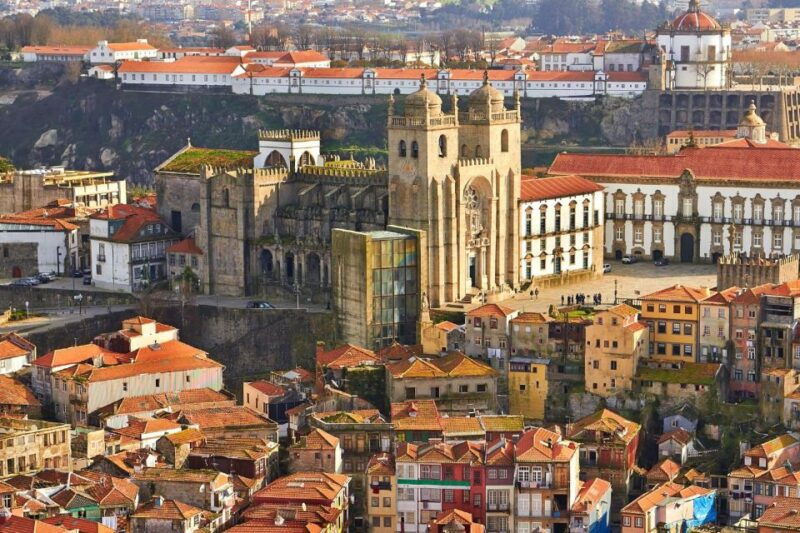 porto-ribeira-and-highlights-private-walking-tour
