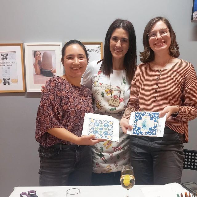 porto-tile-painting-and-cocktails-in-downtown-porto