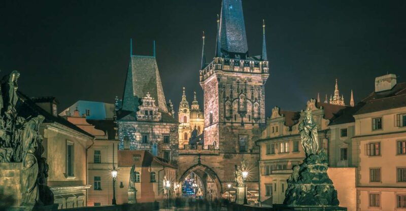 prague-christmas-market-magic-walking-tour-with-a-local