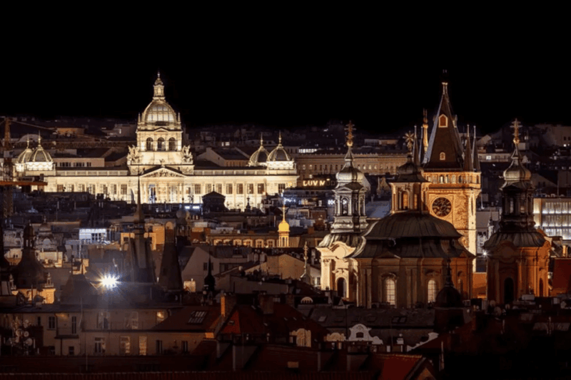 pragues-3-hour-winter-walking-tour-and-christmas-market