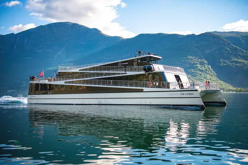 private-day-tour-flam-railway-fjord-cruise-from-bergen