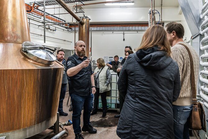 Private Tassie Distillery Tour - Tastings, Lunch and Morning Tea - Food and Drink