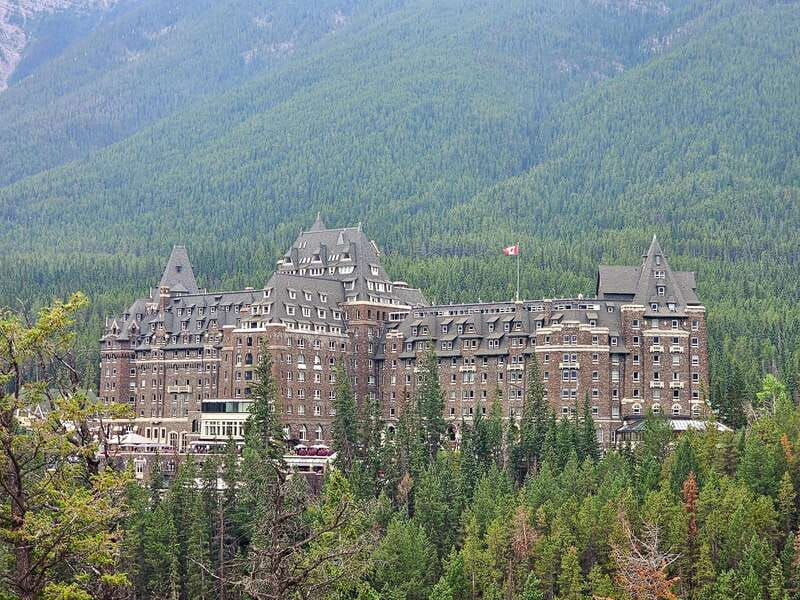 private-tour-banff-emerald-yoho-customized-sightseeing
